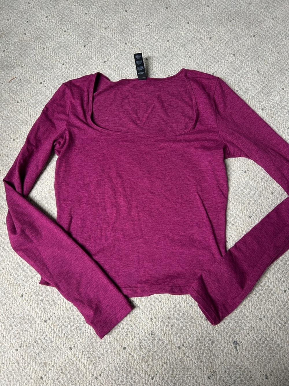Women’s Long-Sleeve Square Neck Workout top